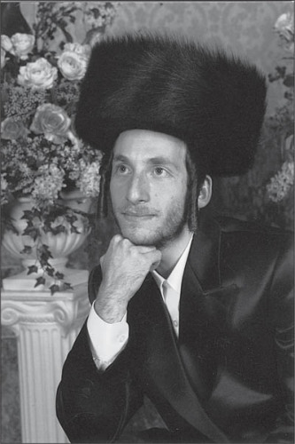 Unorthodox: The Scandalous Rejection of My Hasidic Roots