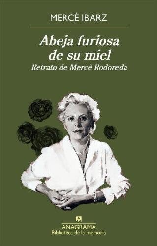 Abeja furiosa de su miel